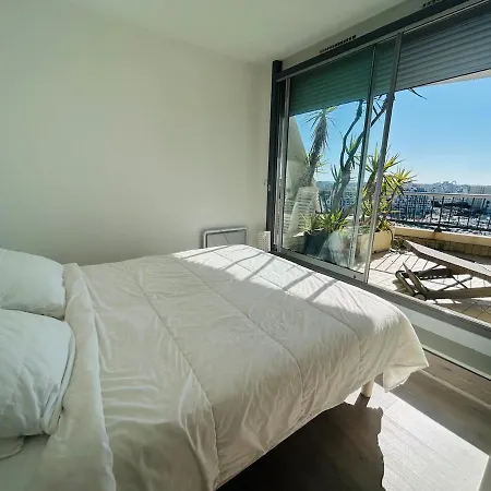 Magifique T3 Vue Panoramique Grande Terrasse Parking Clim Wifi *